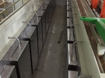 HR-批量安装超声波振板