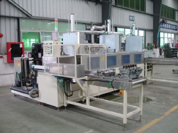 HR-发动机部件步进式定点定位喷淋清洗机